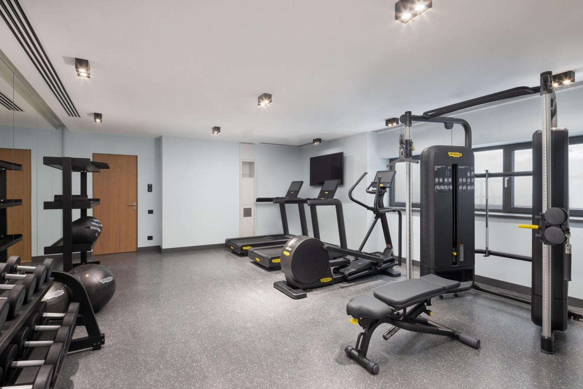 Courtyard By Marriott Cluj - Napoca Downtown Otel Dış mekan fotoğraf