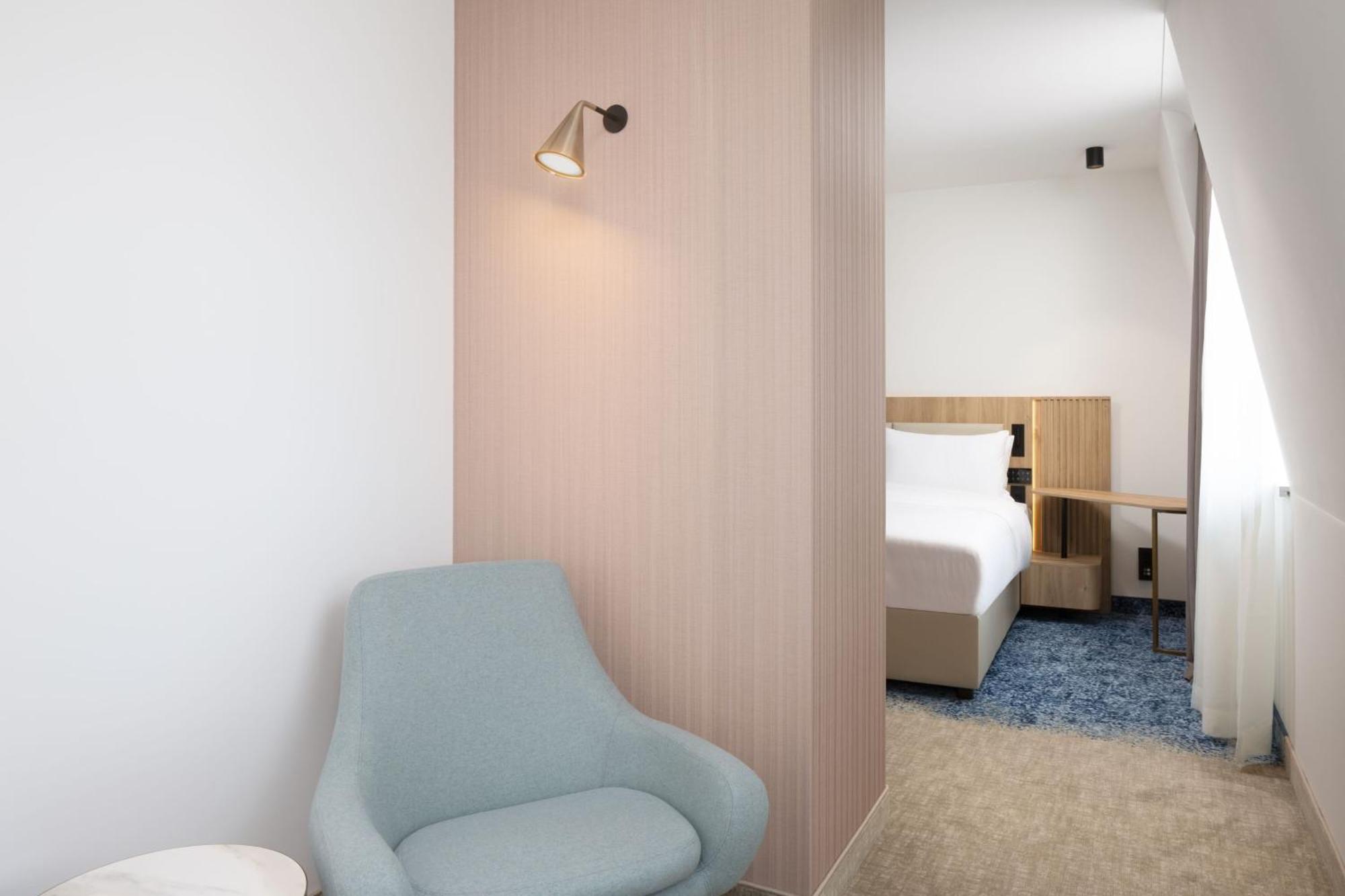 Courtyard By Marriott Cluj - Napoca Downtown Otel Dış mekan fotoğraf